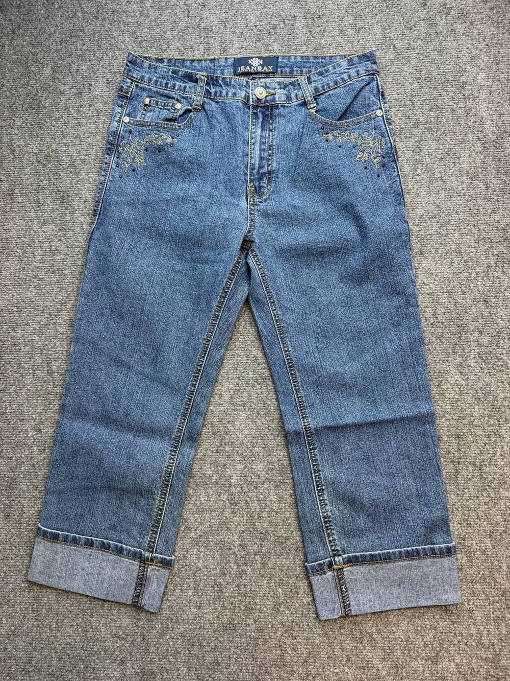Y2K Jeanbay Womens Size 27 Cuffed Capri Jeans Embroidered Rhinestone Denim